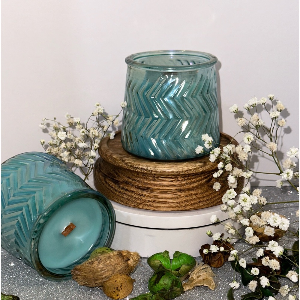Sweet Pea, SCENT UNLEASHED LLC Hand Poured scented Candle - Picture 4 of 4